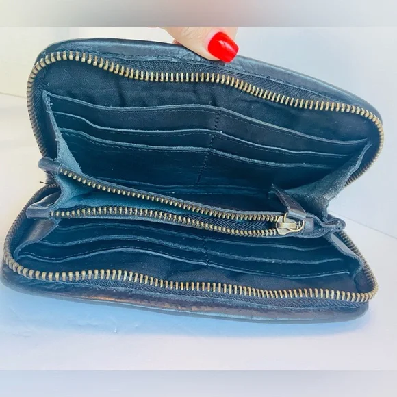 Plantania Genuine Italian Leather Basket Weave Black Wallet/ Wristlet - Picture 5 of 6